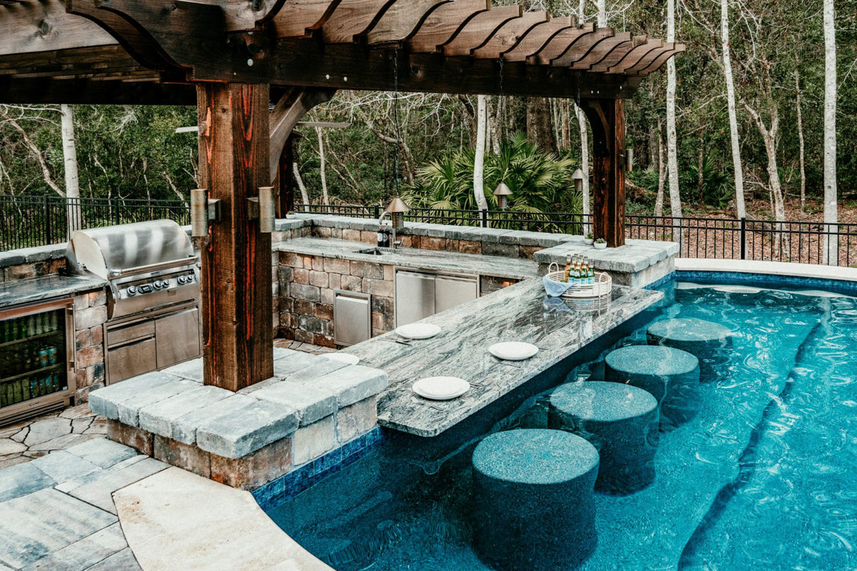 Swim-Up Bar Paradise